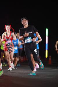 BIB: 93407
                            <button type="button" onclick="openModal(21310100)" class="btn btn-primary btn-sm float-right btn-popup" data-toggle="modal" data-target=".modal-high-quality">
                        <i class="fas fa-shopping-cart"></i> Add to Cart
                    </button>
                                            <button type="button" onclick="isThisMe(21310100, true)" class="btn btn-success btn-sm float-right btn-popup btn-isme hidden" data-toggle="tooltip" data-placement="bottom" title="นี่คือรูปของคุณใช่ไหม คลิกที่นี่เพื่อเอาเข้าอัลบั้ม">
                        <i class="fas fa-plus"></i> Add to album
                    </button>
                    <button type="button" onclick="isThisMe(21310100, false)" class="btn btn-warning btn-sm float-right btn-popup btn-isnotme hidden">
                        <i class="fas fa-ban"></i> Remove from album
                    </button>